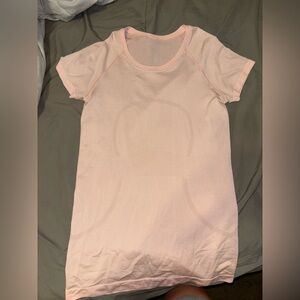 Lululemon Swiftly Tech Short-Sleeve Shirt 2.0 Hip
Length. Strawberry Milkshake